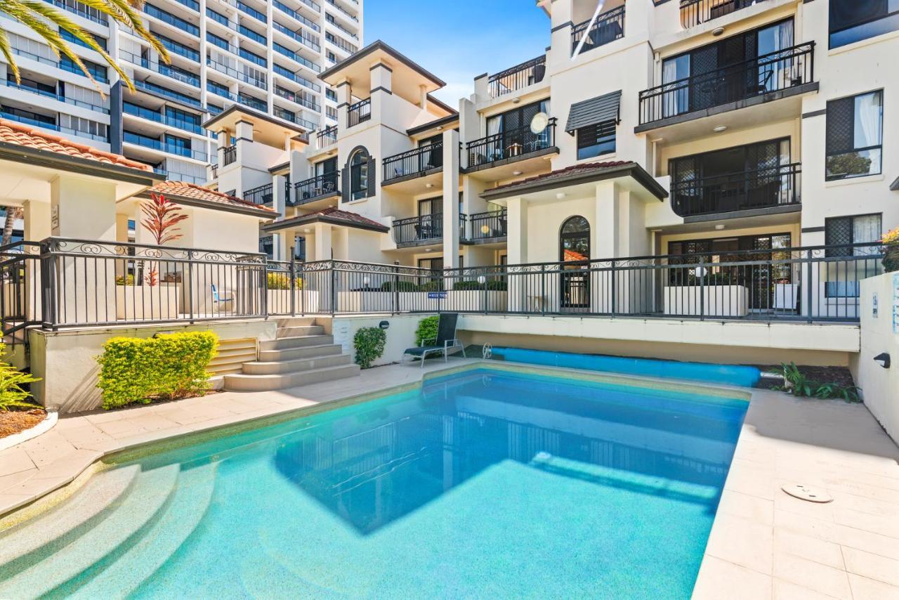 Island Beach Resort Gold Coast Esterno foto